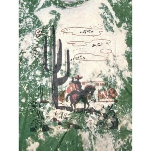 Gina Girls In Action T-Shirt Womens M White Green Cotton Cowboy Desert Graphic